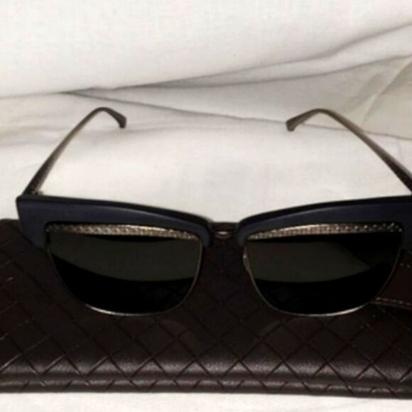 NWT Bottega Veneta Sunglasses - Picture 3 of 9
